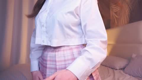 Snapshot of maudhaskell chatting on 01-25-25, 01:32 Lily online show from 01-25-25, 01:32