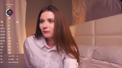 Snapshot of maudhaskell chatting on 01-28-25, 01:29 Lily online show from 01-28-25, 01:29