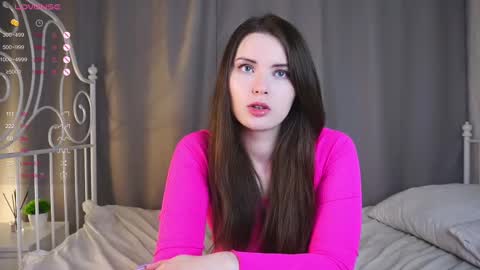 Snapshot of maudhaskell chatting on 02-14-25, 05:36 Lily online show from 02-14-25, 05:36