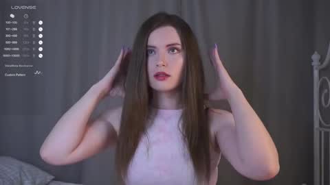 Snapshot of maudhaskell chatting on 02-22-25, 04:19 Lily online show from 02-22-25, 04:19