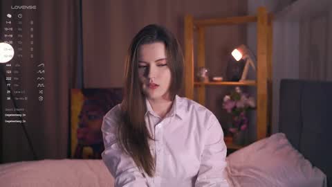 Snapshot of maudhaskell chatting on 03-12-25, 03:51 Lily online show from 03-12-25, 03:51