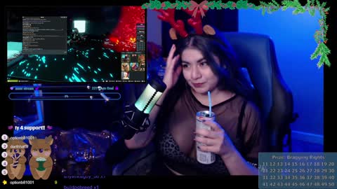 Snapshot of maudlinbrat chatting on 12-29-24, 06:03 maudLin online show from 12-29-24, 06:03