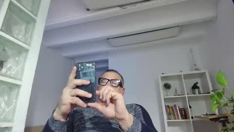 Snapshot of mauro1971 chatting on 11-18-25, 12:20 mauro1971 online show from 11-18-25, 12:20