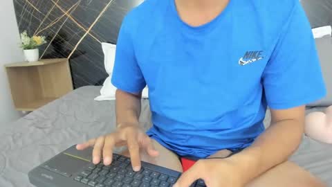 mauro_boy online show from 06-06-26, 09:08