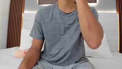 mauro_boy online show from 06-09-26, 07:14
