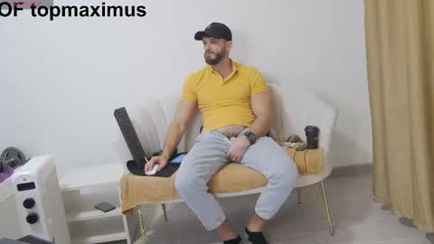 mauro_real_man online show from 11-18-25, 05:17