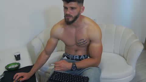 mauro_real_man online show from 06-07-26, 04:22