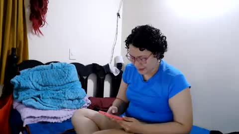 Snapshot of mauroluxandra chatting on 07-23-26, 11:13 mauroluxandra online show from 07-23-26, 11:13