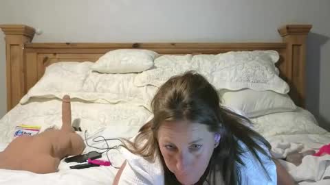 Mavierose online show from 04-22-26, 01:30