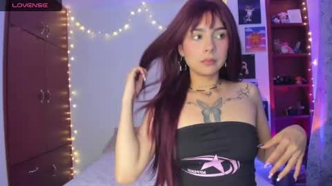Snapshot of mavimist_ chatting on 06-24-26, 01:04 mavimist_ online show from 06-24-26, 01:04