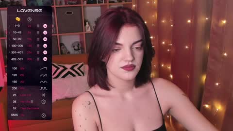 Snapshot of mavis_crystal chatting on 12-06-24, 01:40 Mavis online show from 12-06-24, 01:40