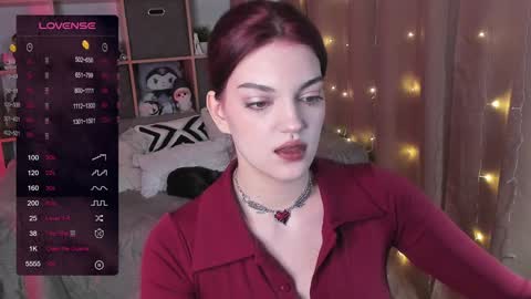 Snapshot of mavis_crystal chatting on 12-20-24, 09:17 Mavis online show from 12-20-24, 09:17