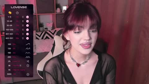 Snapshot of mavis_crystal chatting on 01-14-25, 08:15 Mavis online show from 01-14-25, 08:15