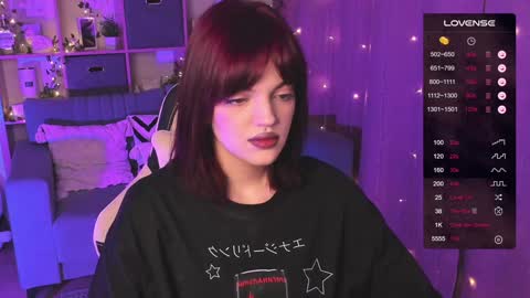 Snapshot of mavis_crystal chatting on 01-26-25, 09:18 Mavis online show from 01-26-25, 09:18