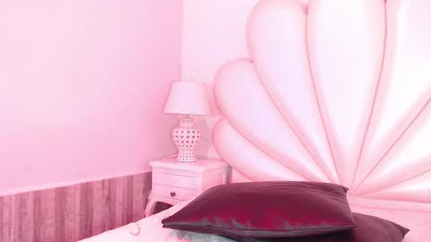 mavismanson  online show from 10-01-25, 09:32