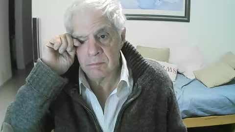 Snapshot of max_2017 chatting on 05-14-26, 03:02 max_2017 online show from 05-14-26, 03:02