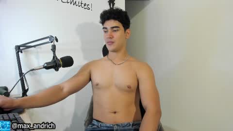 Max... online show from 07-02-26, 03:23
