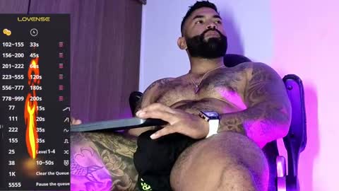 Snapshot of max__prada chatting on 11-23-25, 02:44 max__prada online show from 11-23-25, 02:44