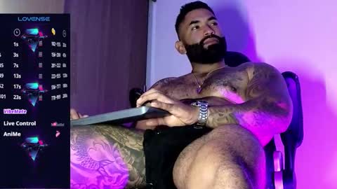 Snapshot of max__prada chatting on 11-29-25, 02:36 max__prada online show from 11-29-25, 02:36