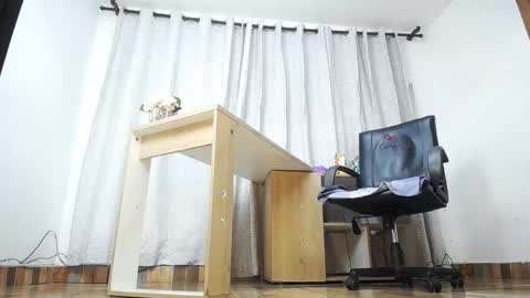 Max Collins online show from 11-28-25, 11:13