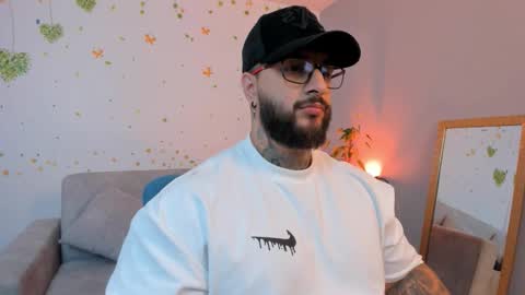 max D. online show from 11-01-25, 01:40