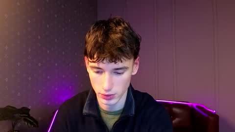 Max online show from 12-23-25, 10:35