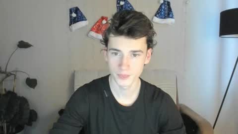 Max online show from 01-06-26, 06:39