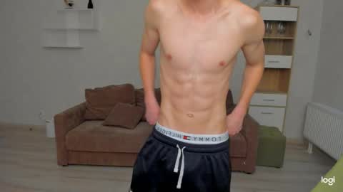 max_foks_ online show from 05-04-26, 07:37