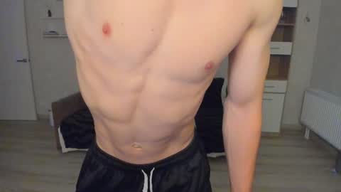 max_foks_ online show from 07-27-26, 04:03