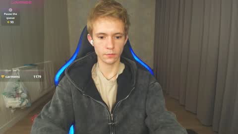 Max Gen with tats 24years  And Ethan without tats 20 years online show from 12-21-24, 12:53