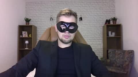 Max  Aliya online show from 09-21-25, 09:00