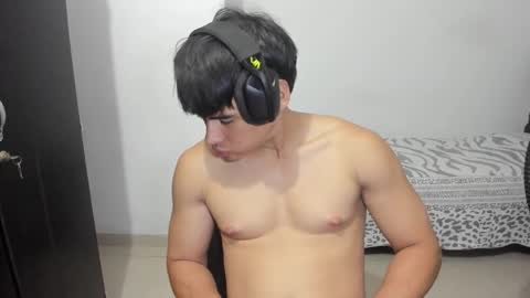 Max online show from 11-17-25, 02:28