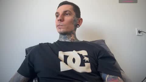    online show from 02-09-25, 09:47