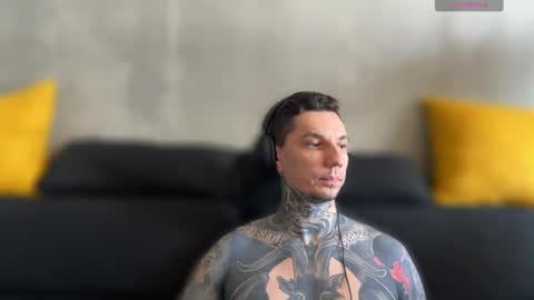    online show from 09-22-25, 06:04