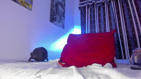 Snapshot of max_val chatting on 12-23-24, 02:39 Max online show from 12-23-24, 02:39