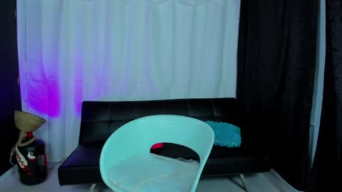 MAX     online show from 01-20-25, 09:43