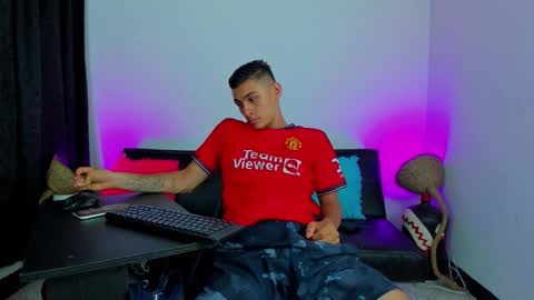 MAX     online show from 03-15-26, 06:19