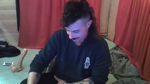 Snapshot of maxbaluba83 chatting on 12-13-24, 07:10 PirataDter online show from 12-13-24, 07:10