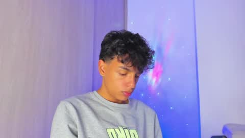 Max  online show from 04-27-26, 01:14