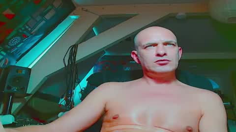 maxhardcore77 online show from 09-28-25, 06:41