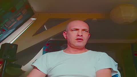 maxhardcore77 online show from 04-12-26, 06:18