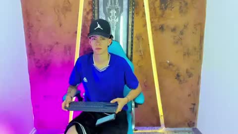 maximo online show from 06-22-26, 04:53