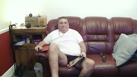 MAX online show from 03-19-26, 10:47