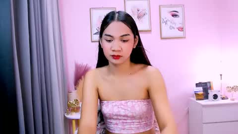 maxie greyson online show from 02-17-25, 03:36