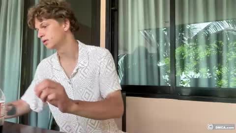 maxim burn online show from 04-13-26, 08:31