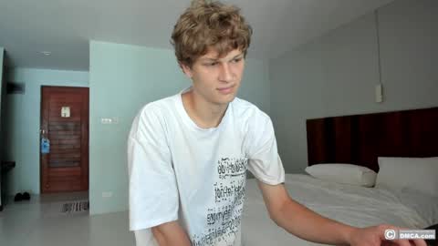 maxim burn online show from 04-18-26, 06:28