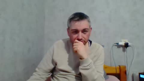 Snapshot of maximefrxx chatting on 02-16-25, 09:48 Maxime online show from 02-16-25, 09:48