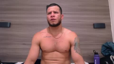 Maximiliano online show from 06-24-26, 08:30