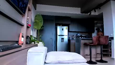 maximo_and_marcelo online show from 07-16-26, 12:11