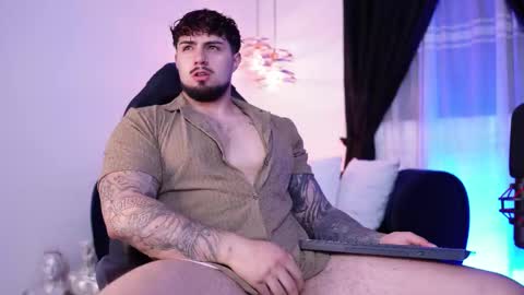 Snapshot of maximo_rodriguez chatting on 02-06-26, 05:12 Maximo online show from 02-06-26, 05:12